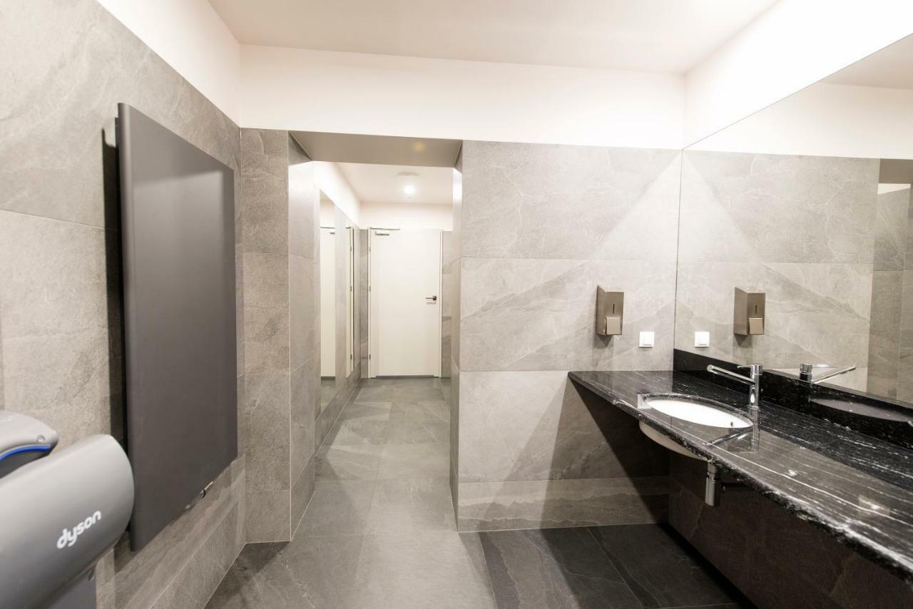 Hotel Gorzow ゴジュフ・ヴィエルコポルスキ エクステリア 写真